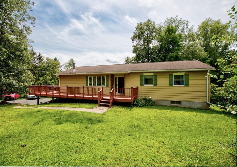 513 Randall Rd, Ballston Spa, NY 12020 - photo 1