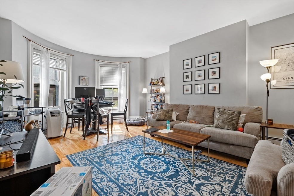 19 Upton St unit 3, Boston, MA 02118 - photo 1