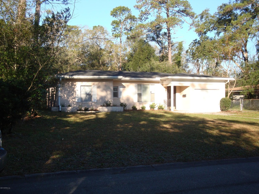 1638 Hazelhurst Dr, Jacksonville, FL 32216 - photo 1