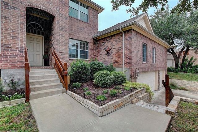 Cul de sac location, over 3000sqft interior plus b