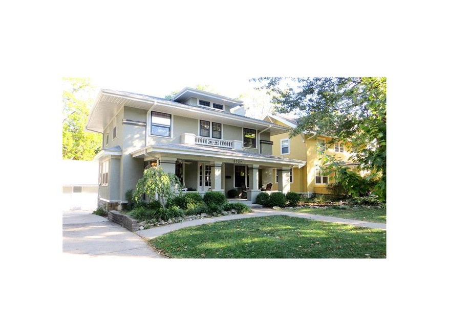Great Curb Appeal- Both Sides of the Block Have it