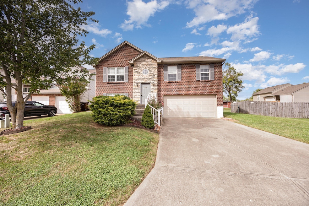 3386 Spruce Tree Ln, Erlanger, KY 41018 - photo 1