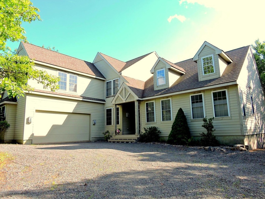 727 Pinecrest Dr, Pocono Pines, PA 18350 - photo 1