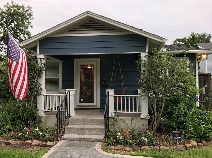 821 E 28th St, Houston, TX 77009 - photo 1