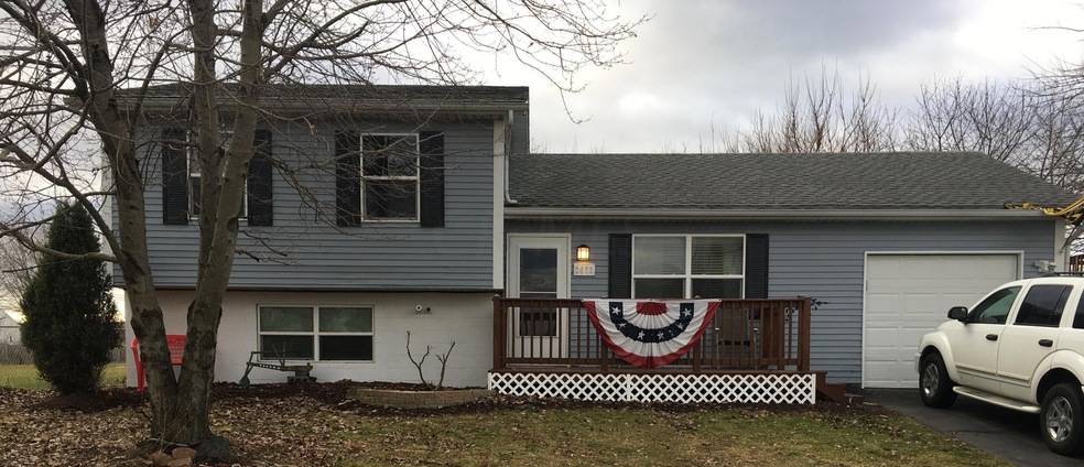 Welcome to 2073 Poplar Street
