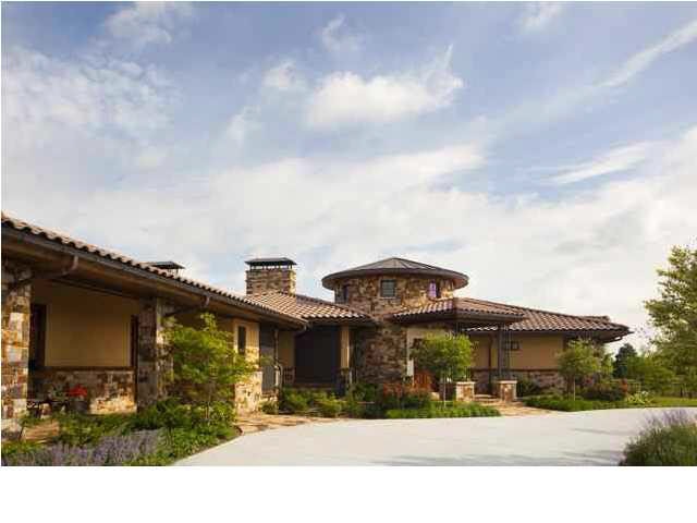 Stunning Estate with dry-layed stone from Tellurid