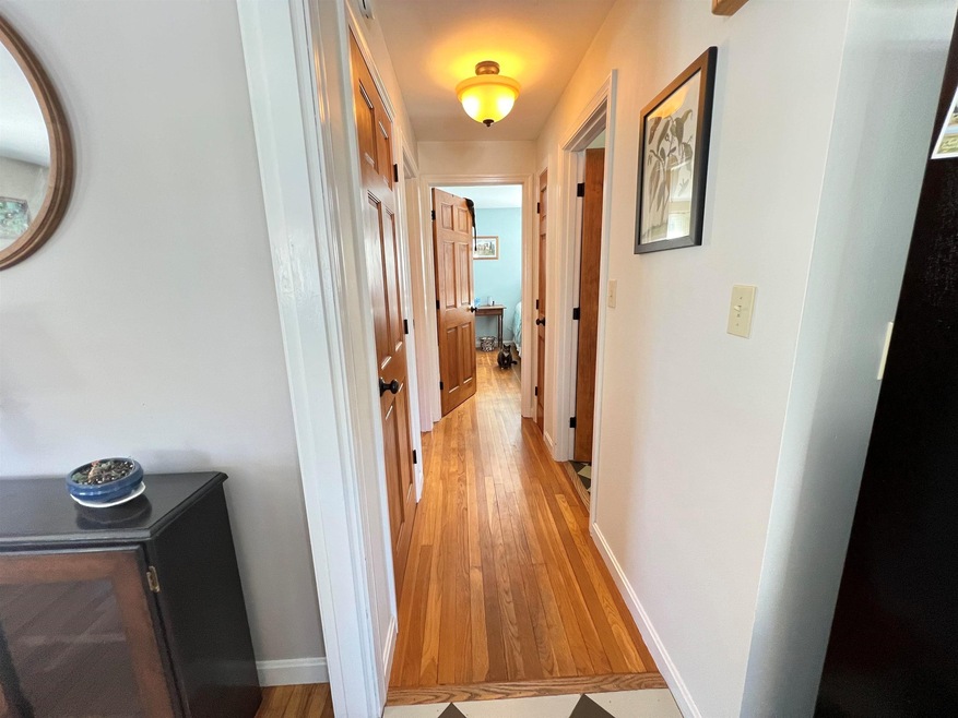 42 Maplewood Cir, Walpole, NH 03608 - photo 1