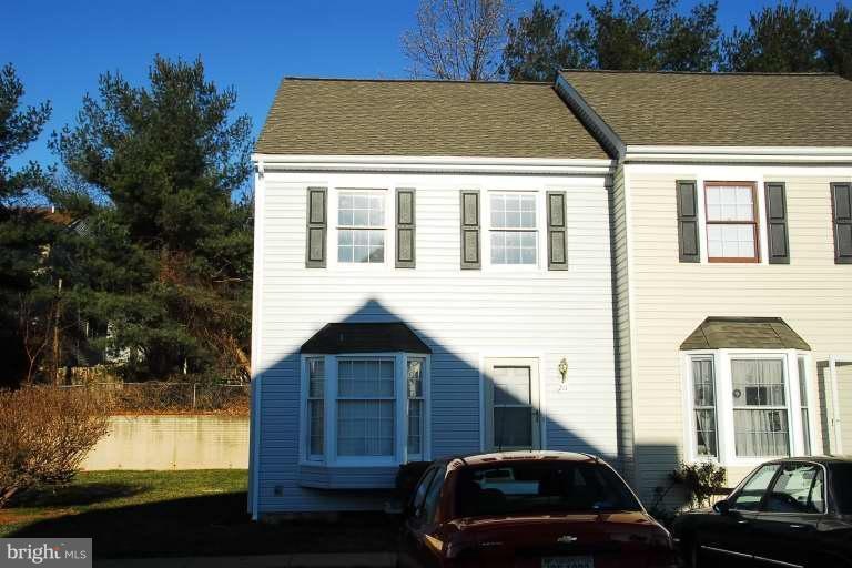 211 Madison Ct, Stafford, VA 22556 - photo 1