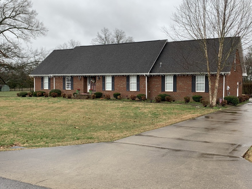 625 Meadowlark Dr, Shelbyville, TN 37160 - photo 1