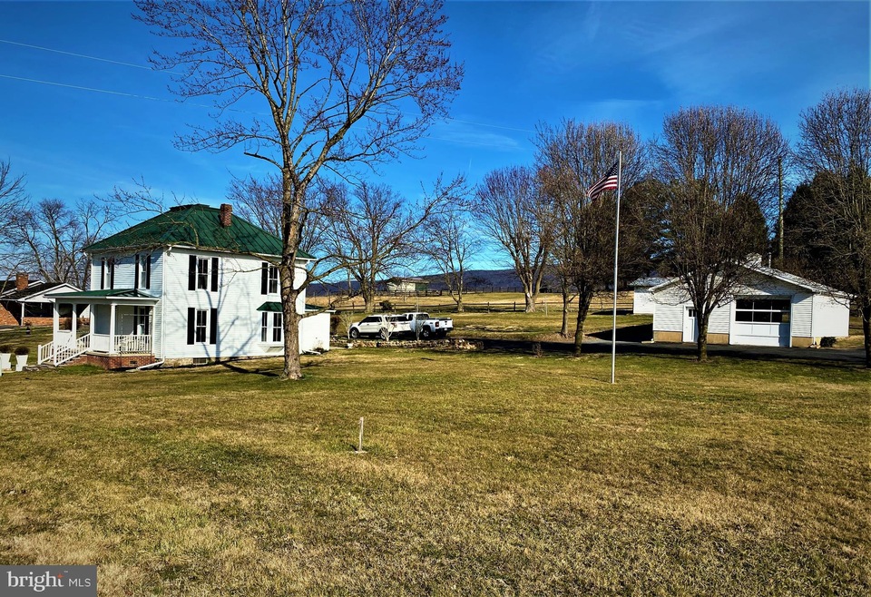 403 Palmyra Rd, Edinburg, VA 22824 - photo 1