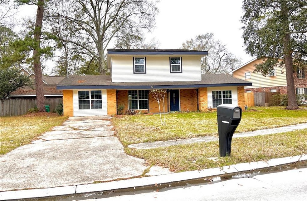 1581 Monaco Dr, Slidell, LA 70458 - photo 1