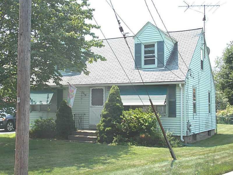135 Preston Ave, Cranston, RI 02920 - photo 1