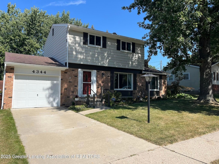 4344 Willesdon Ave, Holt, MI 48842 - photo 1