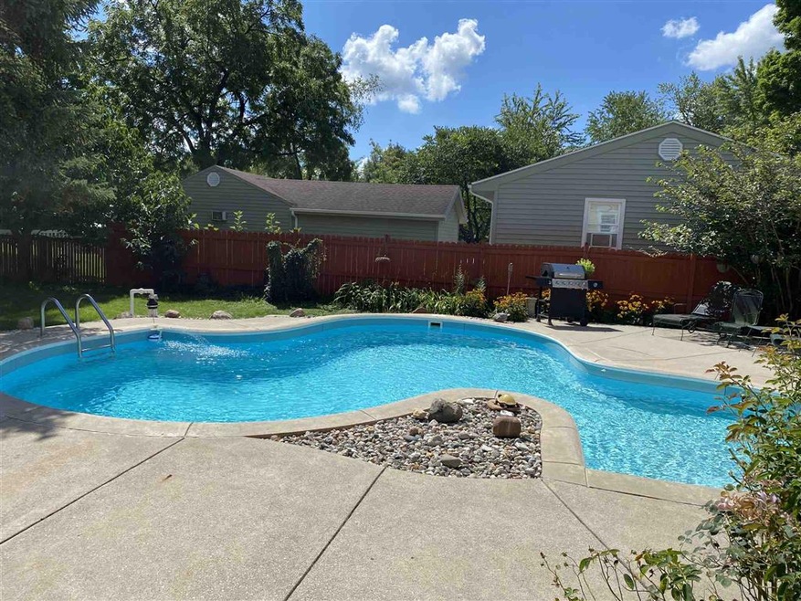 508 N Union St, Auburn, IN 46706 - photo 1