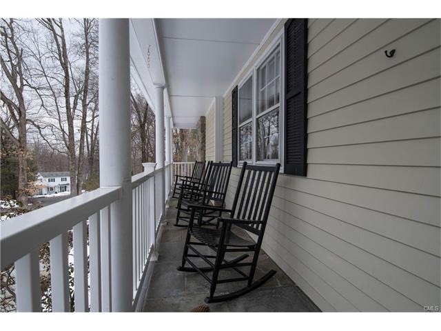 28 Silver Brook Rd, Ridgefield, CT 06877 - photo 1