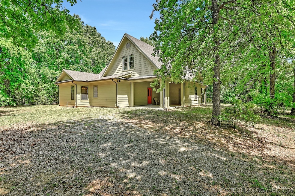 900 W Hardesty Rd, Caddo, OK 74729 - photo 1