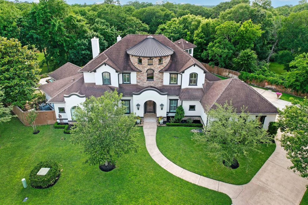 514 Hunters Ln, Friendswood, TX 77546 - photo 1