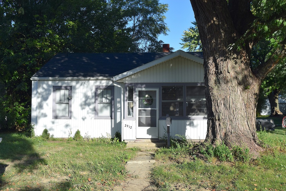 2912 Central Ave, Anderson, IN 46016 - photo 1