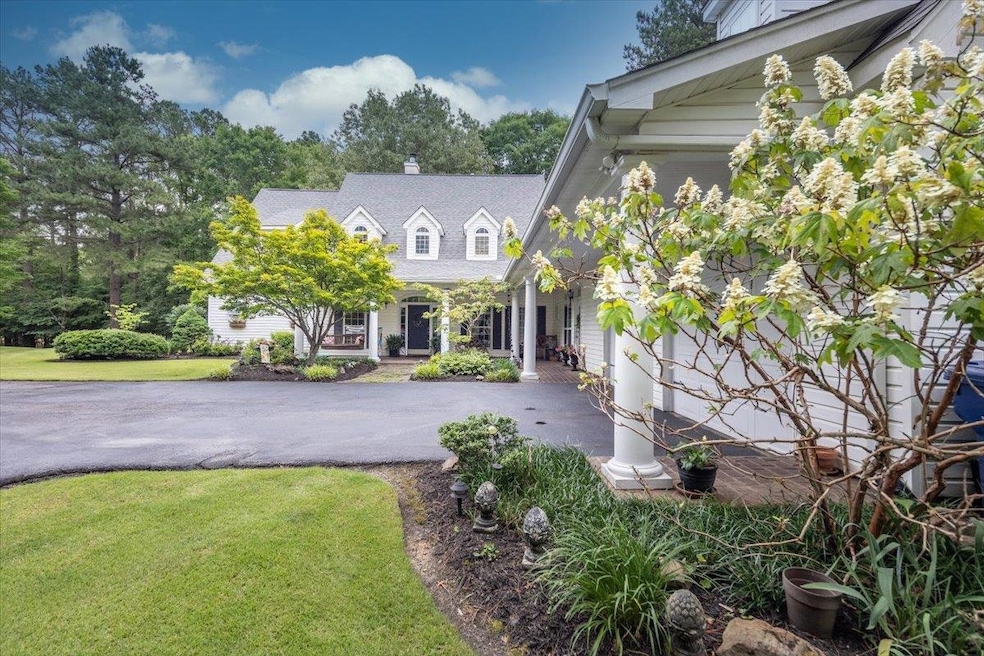 12821 Whispering Pines Dr, Olive Branch, MS 38654 - photo 1