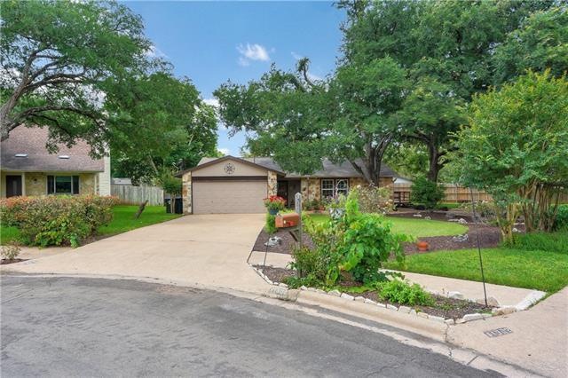 Frolic under the mature elm and oak trees. Plenty of shade for a warm summer day.