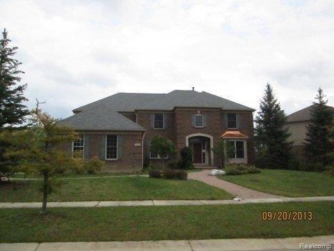 6928 Carrington Cir W, West Bloomfield, MI 48322 - photo 1