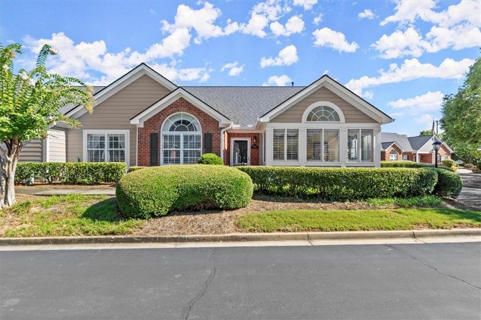 Sold $400,000 • Co-Listing Agent