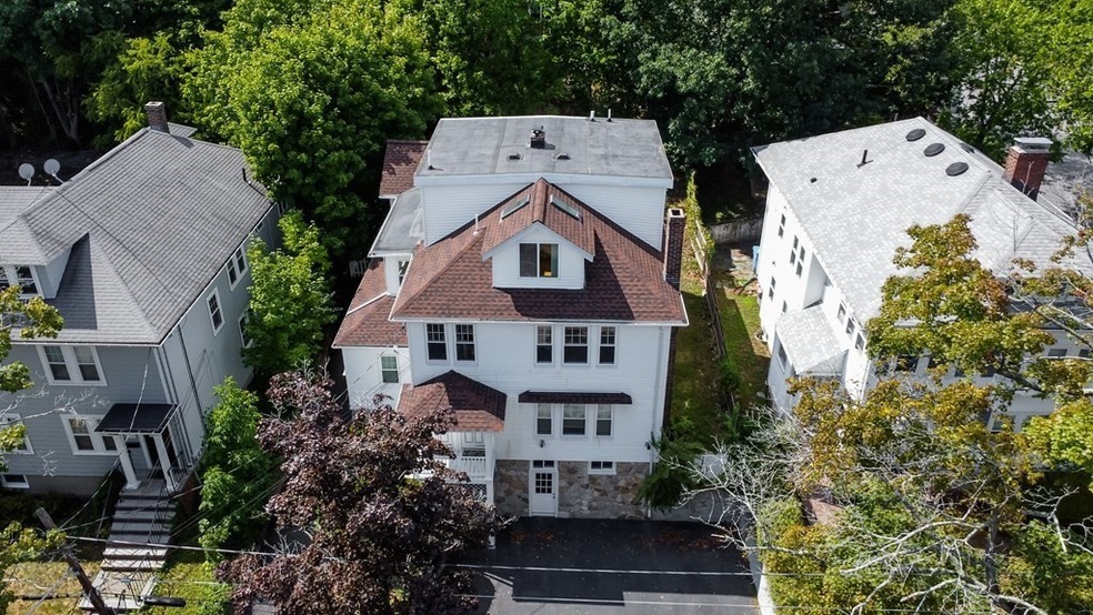 118 Lewis Rd unit 118, Belmont, MA 02478 - photo 1