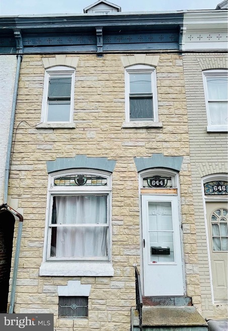644 Moss St, Reading, PA 19604 - photo 1