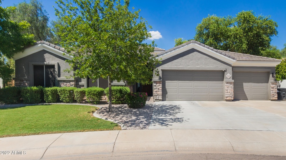 Welcoming Front Drive