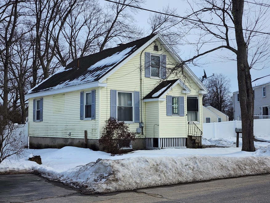 82 Hobart St, South Portland, ME 04106 - photo 1