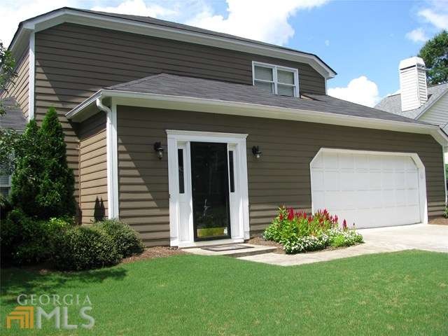 215 Ashleigh Terrace, Marietta, GA 30062 - photo 1