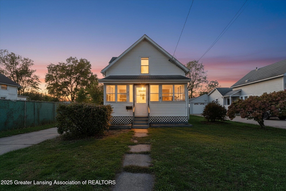 01-917-Clark-Rd-WindowStill