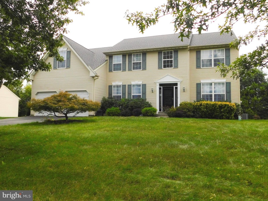 2310 Mcarthur Dr, Hatfield, PA 19440 - photo 1