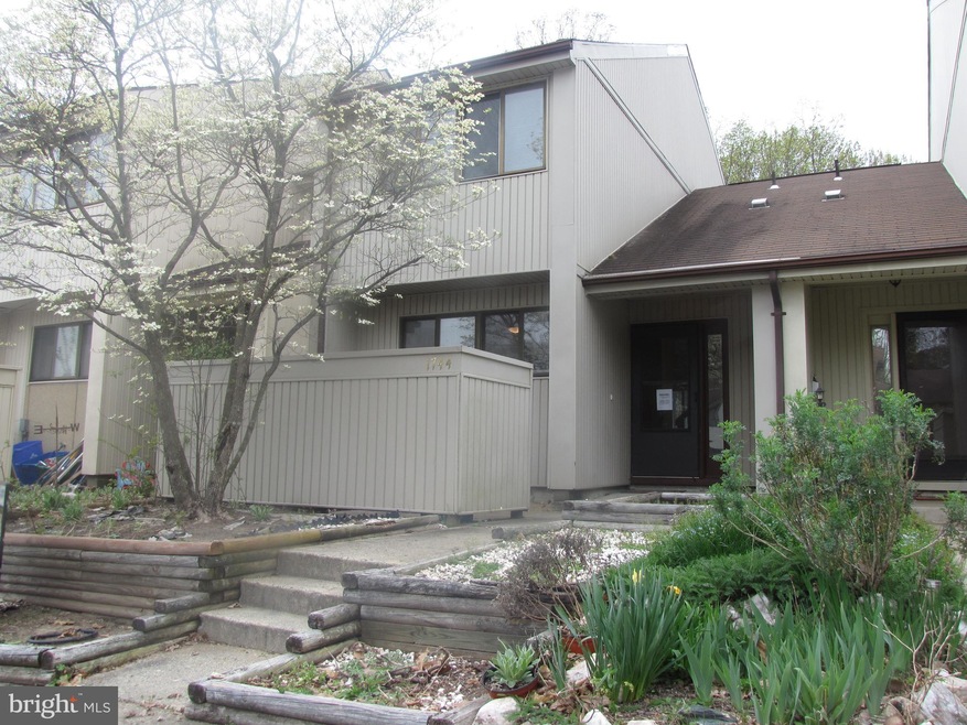 1744 Powder Horn Terrace, Woodbridge, VA 22191 - photo 1