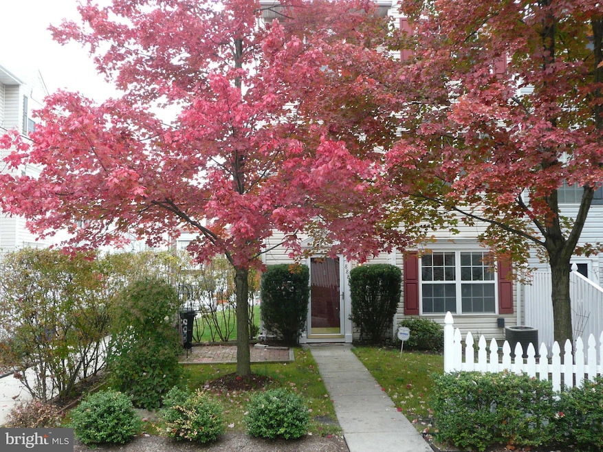 8888 Goose Landing Cir unit ., Columbia, MD 21045 - photo 1