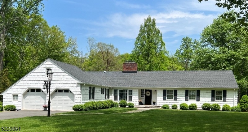 9 Wildwood Dr, Basking Ridge, NJ 07920 - photo 1