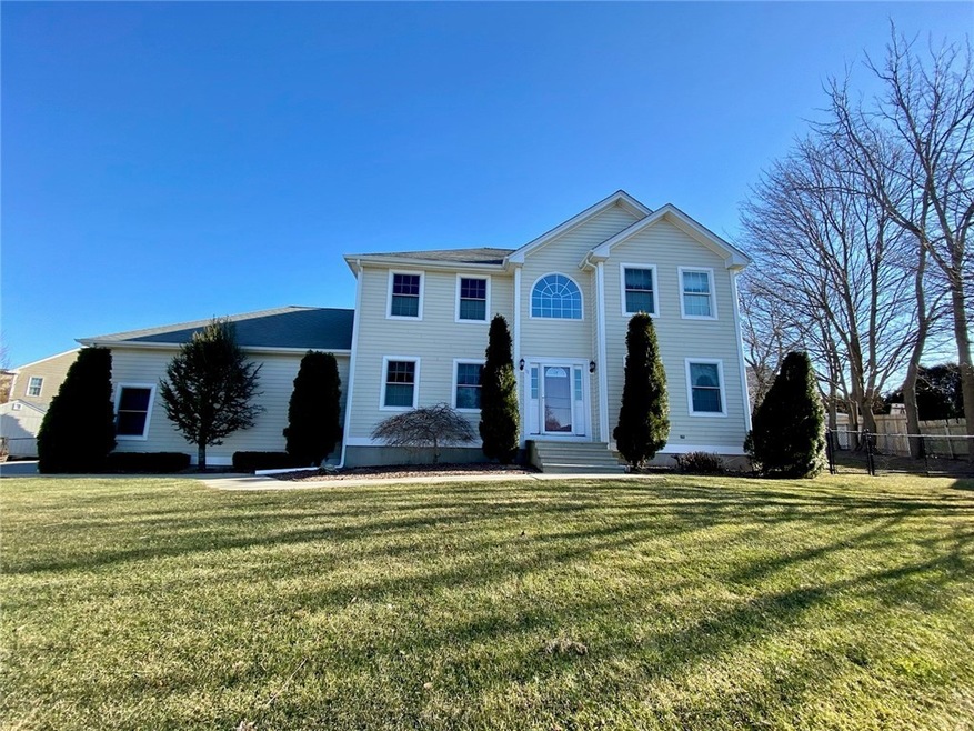 11 Belleview Ave, Tiverton, RI 02878 - photo 1