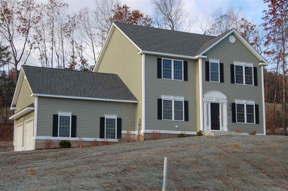 64 Brookview Dr, Hooksett, NH 03106 - photo 1