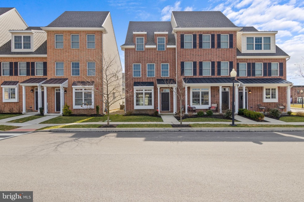 613 W Mulberry St, Kennett Square, PA 19348 - photo 1