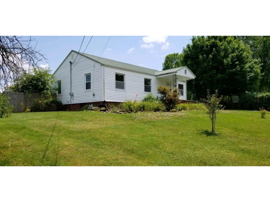 610 Swadley Rd, Johnson City, TN 37601 - photo 1