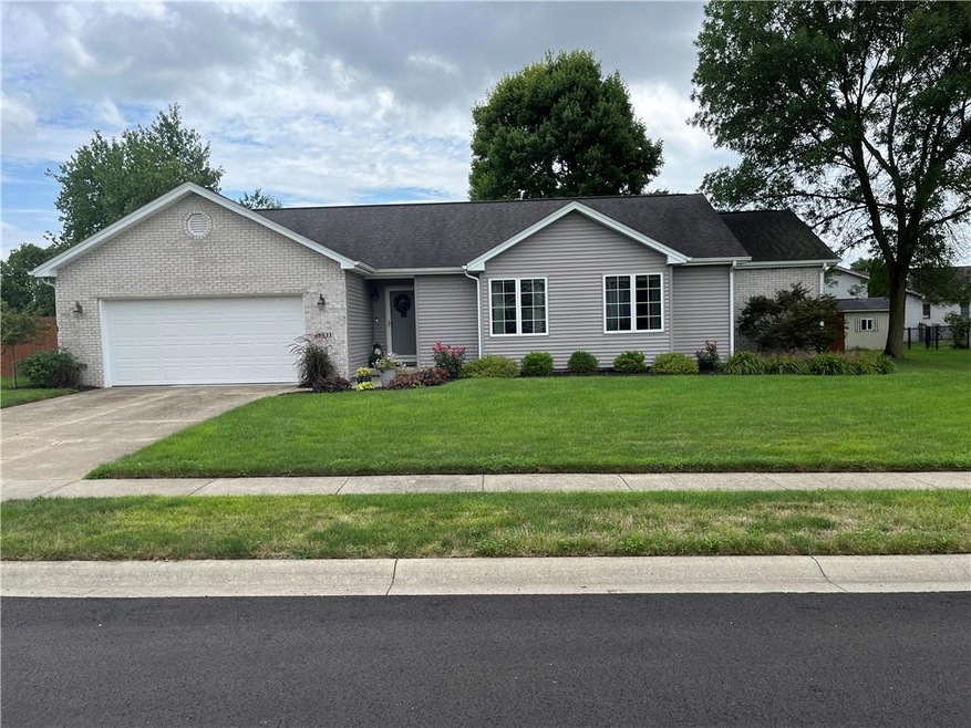 3533 Berkdale Dr, Columbus, IN 47203 - photo 1