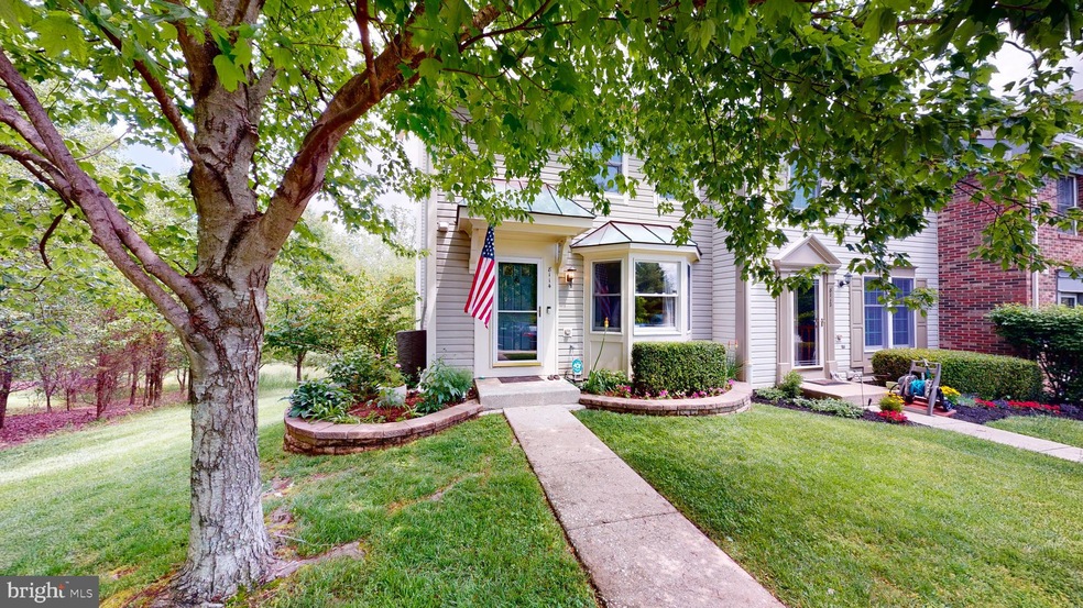 8114 Brightlink Ct, Ellicott City, MD 21043 - photo 1