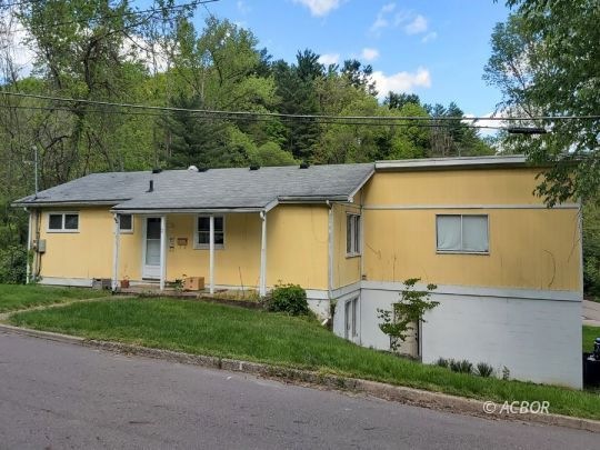 2 Spring Street