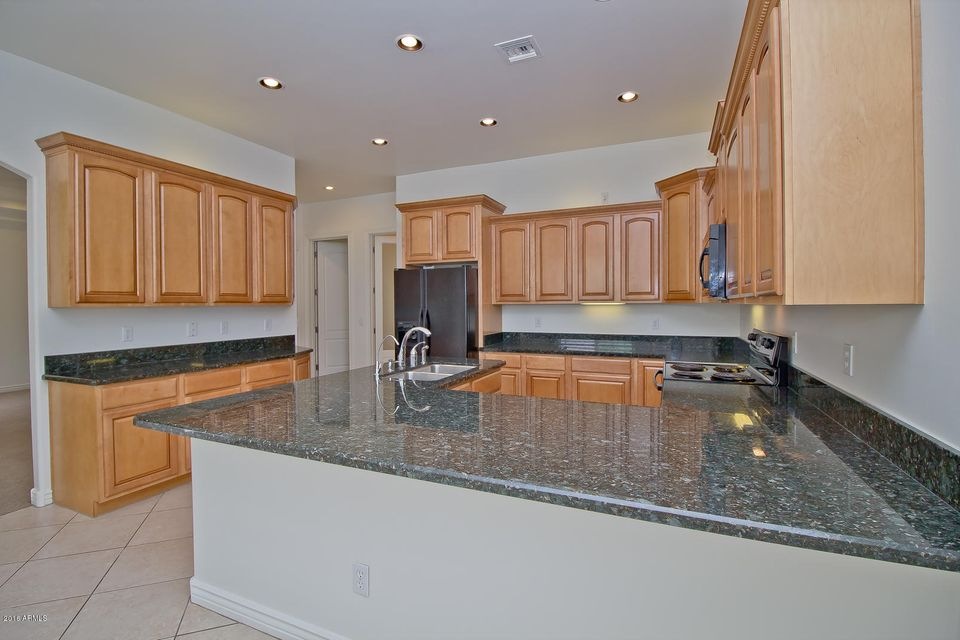 Kitchen pic 1