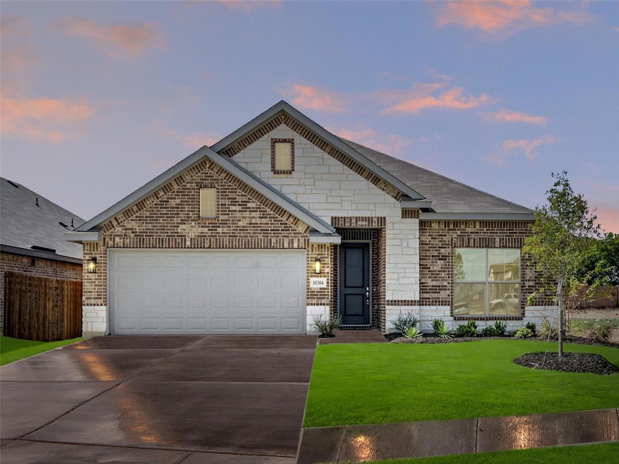 10304 Dittany Ln, Fort Worth, TX 76036 - photo 1