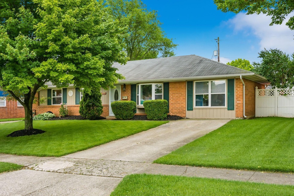 4777 Henley Front