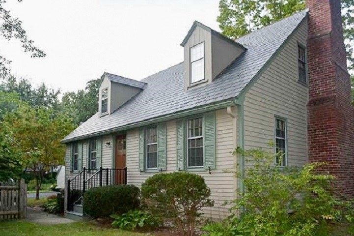 21 Dinsmore St, Nashua, NH 03064 - photo 1