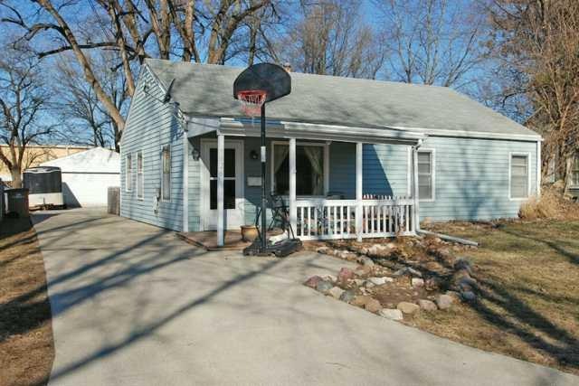 1026 69th St, Windsor Heights, IA 50324 - photo 1