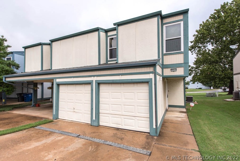 7017 E 33rd St unit 101/14, Tulsa, OK 74145 - photo 1