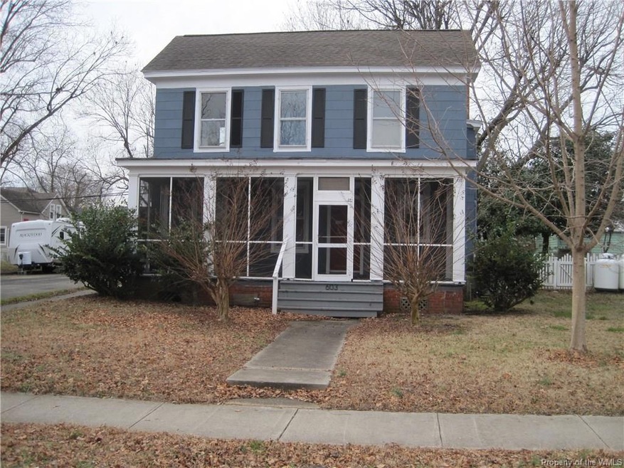 603 Lee St, West Point, VA 23181 - photo 1